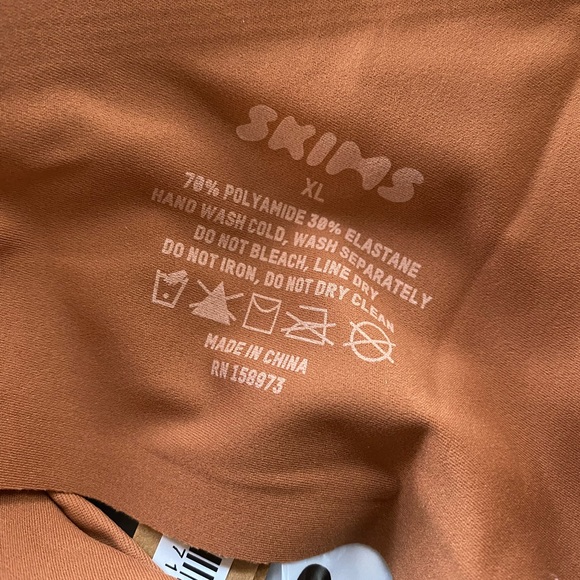 SKIMS Naked Plunge Bralette Bronze NWT - Picture 4 of 5